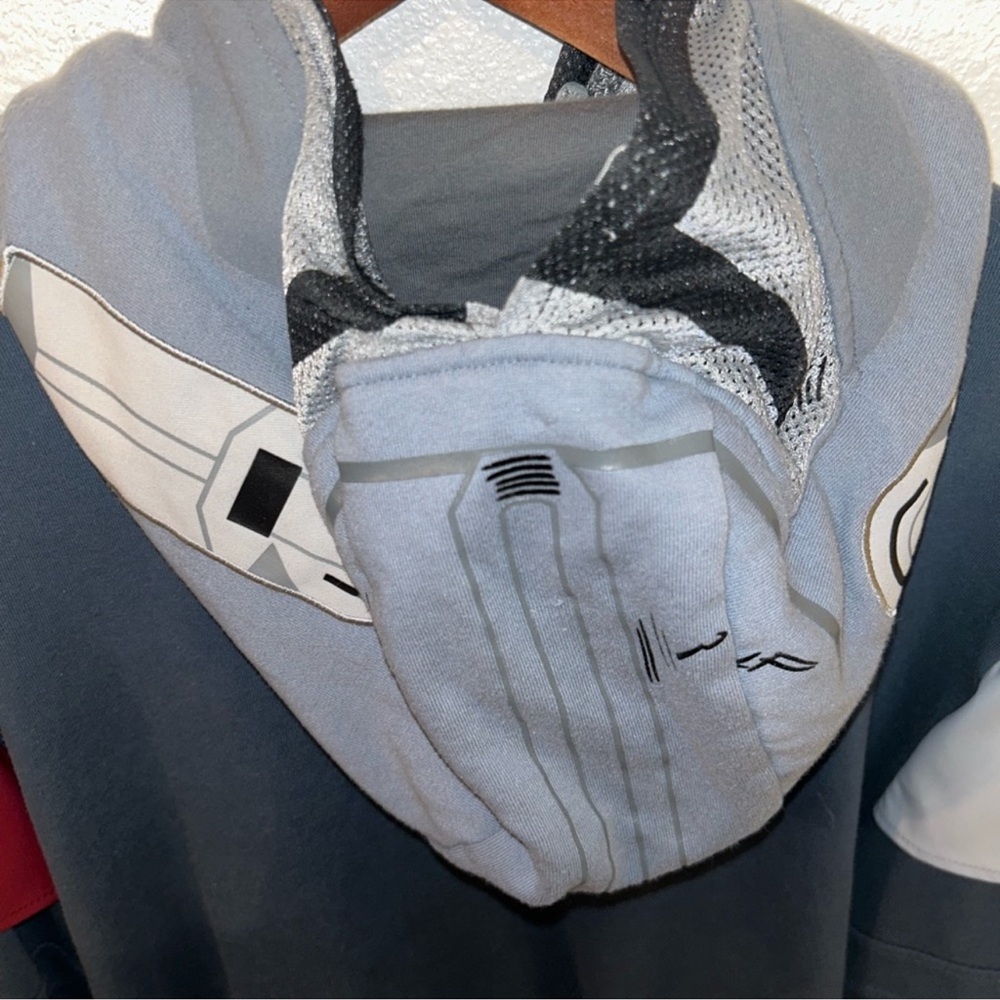 Disney Mandalorian Bounty Hunter Zip Up Sweatshirt Hoodie - Picture 6 of 6